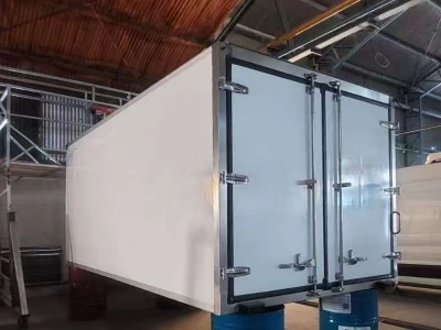 So installieren Sie schnell einen Kühl-LKW-Aufbau – unser Kunde hat es ganz e...